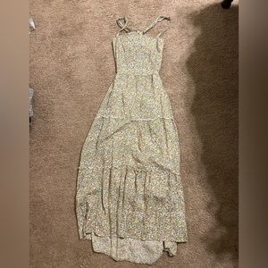 Hollister floral open back dress, with elastic band, open back and tie in back